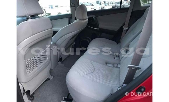 Acheter Import Utilitaire Toyota HiAce Rouge à Import - Dubai, Estuaire Acheter Import Utilitaire Toyota HiAce Rouge à Import - Dubai, Estuaire