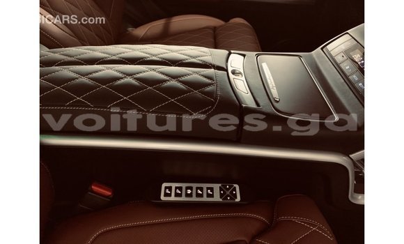 Acheter Import Voiture Toyota Land Cruiser Noir à Import - Dubai, Estuaire Acheter Import Voiture Toyota Land Cruiser Noir à Import - Dubai, Estuaire