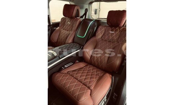 Acheter Import Voiture Toyota Land Cruiser Noir à Import - Dubai, Estuaire Acheter Import Voiture Toyota Land Cruiser Noir à Import - Dubai, Estuaire