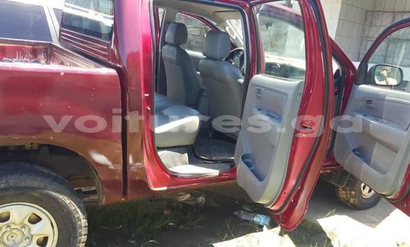 Sayi Na hannu Toyota Hilux Red Mota in Libreville a estuary Sayi Na hannu Toyota Hilux Red Mota in Libreville a estuary