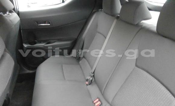 Acheter Occasion Voiture Toyota C-HR Noir à Libreville, Estuaire Acheter Occasion Voiture Toyota C-HR Noir à Libreville, Estuaire