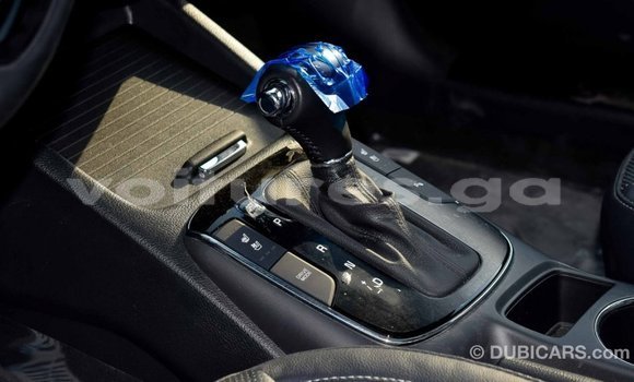 Acheter Import Voiture Kia Cerato Blanc à Import - Dubai, Estuaire Acheter Import Voiture Kia Cerato Blanc à Import - Dubai, Estuaire