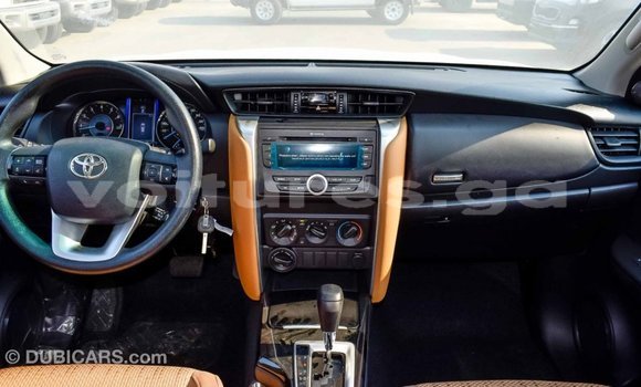 Acheter Import Voiture Toyota Fortuner Autre à Import - Dubai, Estuaire Acheter Import Voiture Toyota Fortuner Autre à Import - Dubai, Estuaire