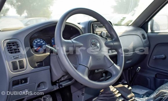 Acheter Import Voiture Nissan NP 300 Blanc à Import - Dubai, Estuaire Acheter Import Voiture Nissan NP 300 Blanc à Import - Dubai, Estuaire