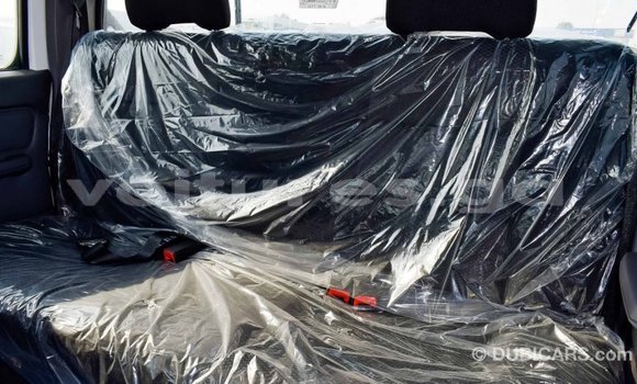 Acheter Import Voiture Nissan NP 300 Blanc à Import - Dubai, Estuaire Acheter Import Voiture Nissan NP 300 Blanc à Import - Dubai, Estuaire