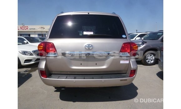 Buy Import Toyota Land Cruiser Other Car in Import - Dubai in Estuary Buy Import Toyota Land Cruiser Other Car in Import - Dubai in Estuary