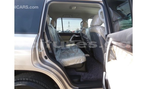 Buy Import Toyota Land Cruiser Other Car in Import - Dubai in Estuary Buy Import Toyota Land Cruiser Other Car in Import - Dubai in Estuary