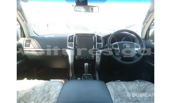 Buy Import Toyota Land Cruiser Other Car in Import - Dubai in Estuary Buy Import Toyota Land Cruiser Other Car in Import - Dubai in Estuary