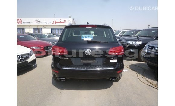 Acheter Import Voiture Volkswagen Touareg Noir à Import - Dubai, Estuaire Acheter Import Voiture Volkswagen Touareg Noir à Import - Dubai, Estuaire
