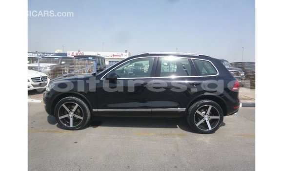 Acheter Import Voiture Volkswagen Touareg Noir à Import - Dubai, Estuaire Acheter Import Voiture Volkswagen Touareg Noir à Import - Dubai, Estuaire