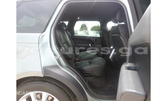 Buy Import Land Rover Range Rover Green Car in Import - Dubai in Estuary Buy Import Land Rover Range Rover Green Car in Import - Dubai in Estuary