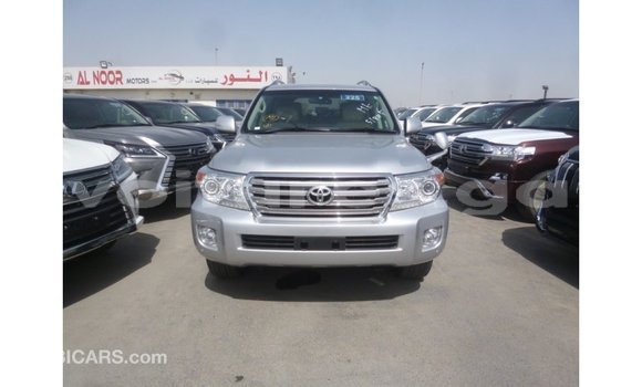 Buy Import Toyota Land Cruiser Other Car in Import - Dubai in Estuary Buy Import Toyota Land Cruiser Other Car in Import - Dubai in Estuary