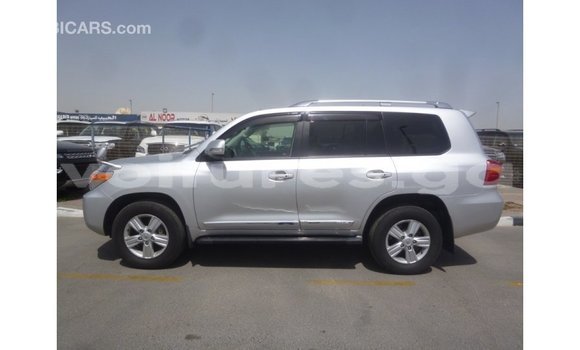 Buy Import Toyota Land Cruiser Other Car in Import - Dubai in Estuary Buy Import Toyota Land Cruiser Other Car in Import - Dubai in Estuary