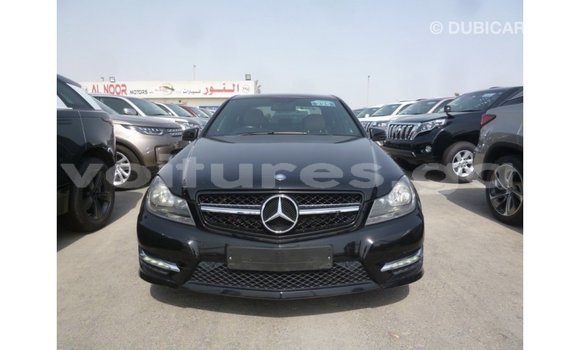 Acheter Import Voiture Mercedes-Benz 190 Noir à Import - Dubai, Estuaire Acheter Import Voiture Mercedes-Benz 190 Noir à Import - Dubai, Estuaire