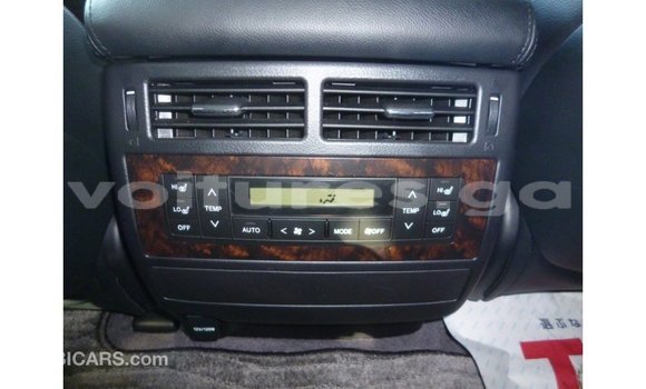 Acheter Import Voiture Toyota Land Cruiser Blanc à Import - Dubai, Estuaire Acheter Import Voiture Toyota Land Cruiser Blanc à Import - Dubai, Estuaire