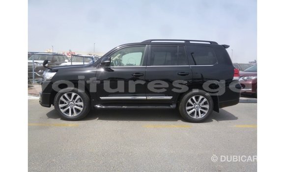 Acheter Import Voiture Toyota Land Cruiser Noir à Import - Dubai, Estuaire Acheter Import Voiture Toyota Land Cruiser Noir à Import - Dubai, Estuaire