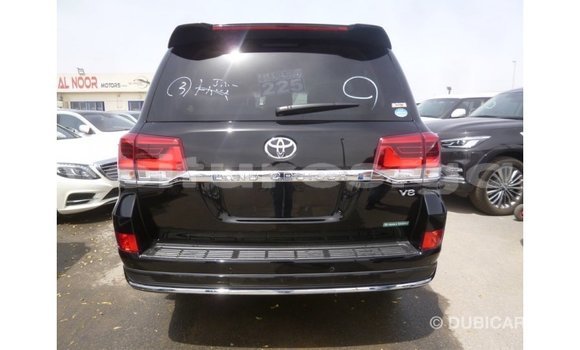 Acheter Import Voiture Toyota Land Cruiser Noir à Import - Dubai, Estuaire Acheter Import Voiture Toyota Land Cruiser Noir à Import - Dubai, Estuaire