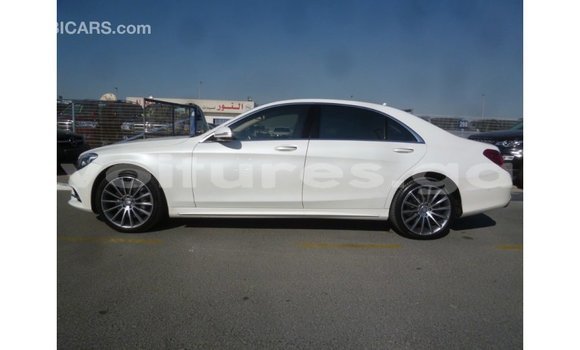 Buy Import Mercedes-Benz 190 White Car in Import - Dubai in Estuary Buy Import Mercedes-Benz 190 White Car in Import - Dubai in Estuary