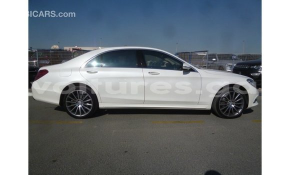Buy Import Mercedes-Benz 190 White Car in Import - Dubai in Estuary Buy Import Mercedes-Benz 190 White Car in Import - Dubai in Estuary