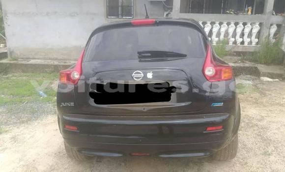 Sayi Na hannu Nissan Juke Black Mota in Libreville a estuary Sayi Na hannu Nissan Juke Black Mota in Libreville a estuary