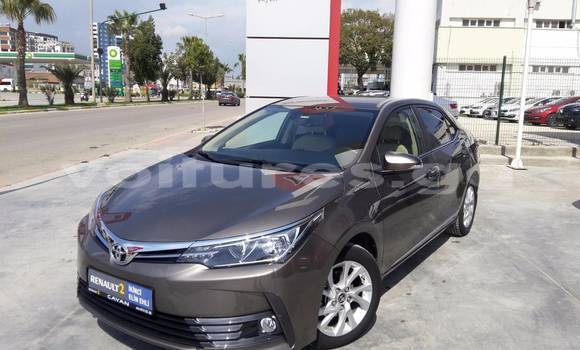 Acheter Occasion Voiture Toyota Avensis Noir à Cocobeach, Estuaire Acheter Occasion Voiture Toyota Avensis Noir à Cocobeach, Estuaire