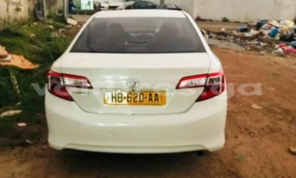 Acheter Occasion Voiture Toyota Camry Blanc à Libreville, Estuaire Acheter Occasion Voiture Toyota Camry Blanc à Libreville, Estuaire