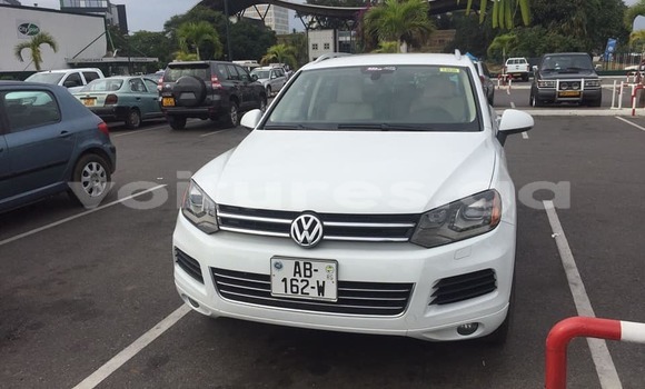 Acheter Occasion Voiture Volkswagen Touareg Blanc à Libreville, Estuaire
