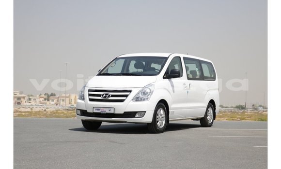 Acheter Import Utilitaire Hyundai Chorus Blanc à Import - Dubai, Estuaire