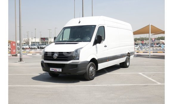 Acheter Import Utilitaire Volkswagen TRUCK Blanc à Import - Dubai, Estuaire