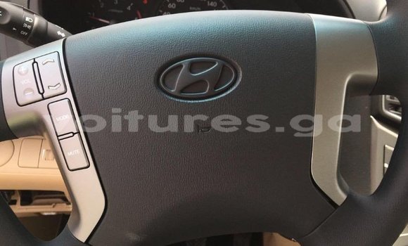 Acheter Import Utilitaire Hyundai Chorus Blanc à Import - Dubai, Estuaire Acheter Import Utilitaire Hyundai Chorus Blanc à Import - Dubai, Estuaire