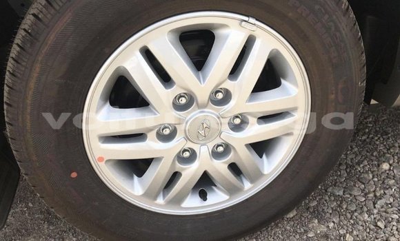 Acheter Import Utilitaire Hyundai Chorus Blanc à Import - Dubai, Estuaire Acheter Import Utilitaire Hyundai Chorus Blanc à Import - Dubai, Estuaire