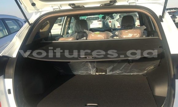 Acheter Import Voiture Hyundai Tucson Blanc à Import - Dubai, Estuaire Acheter Import Voiture Hyundai Tucson Blanc à Import - Dubai, Estuaire