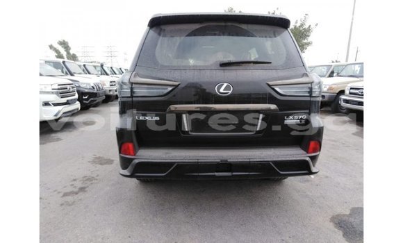 Acheter Import Voiture Lexus LX Noir à Import - Dubai, Estuaire Acheter Import Voiture Lexus LX Noir à Import - Dubai, Estuaire