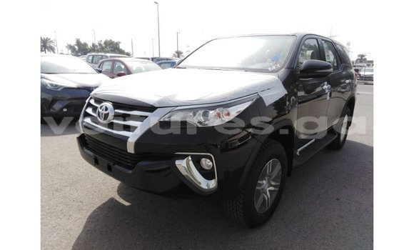 Acheter Import Voiture Toyota Fortuner Noir à Import - Dubai, Estuaire Acheter Import Voiture Toyota Fortuner Noir à Import - Dubai, Estuaire
