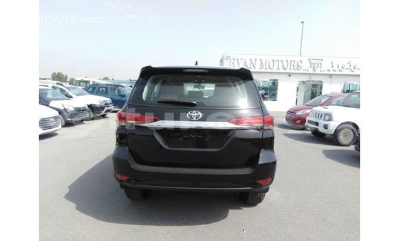 Acheter Import Voiture Toyota Fortuner Noir à Import - Dubai, Estuaire Acheter Import Voiture Toyota Fortuner Noir à Import - Dubai, Estuaire