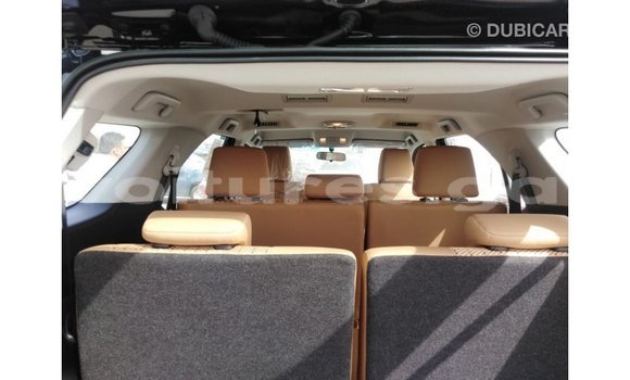 Acheter Import Voiture Toyota Fortuner Noir à Import - Dubai, Estuaire Acheter Import Voiture Toyota Fortuner Noir à Import - Dubai, Estuaire