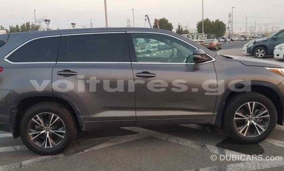 Sayi Imported Toyota Highlander Sauran Mota in Import - Dubai a estuary Sayi Imported Toyota Highlander Sauran Mota in Import - Dubai a estuary