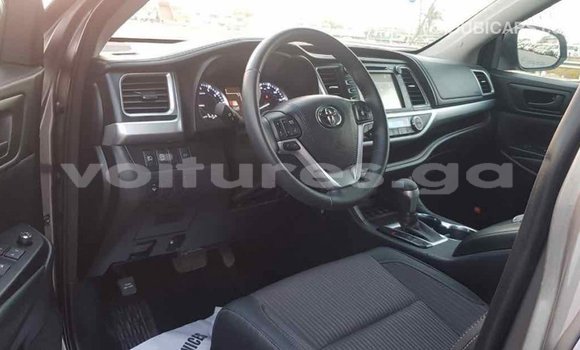 Sayi Imported Toyota Highlander Sauran Mota in Import - Dubai a estuary Sayi Imported Toyota Highlander Sauran Mota in Import - Dubai a estuary