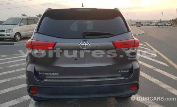 Sayi Imported Toyota Highlander Sauran Mota in Import - Dubai a estuary Sayi Imported Toyota Highlander Sauran Mota in Import - Dubai a estuary