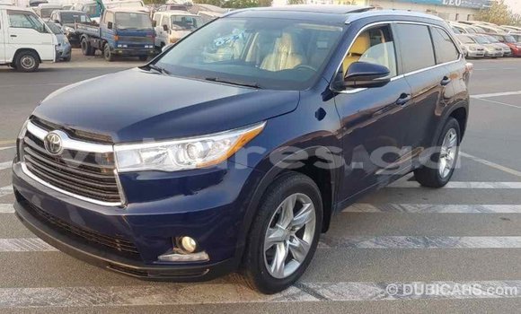 Acheter Import Voiture Toyota Highlander Bleu à Import - Dubai, Estuaire Acheter Import Voiture Toyota Highlander Bleu à Import - Dubai, Estuaire