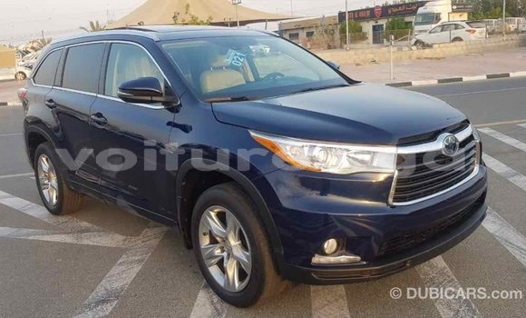 Acheter Import Voiture Toyota Highlander Bleu à Import - Dubai, Estuaire Acheter Import Voiture Toyota Highlander Bleu à Import - Dubai, Estuaire