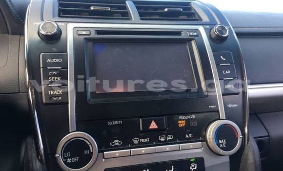 Sayi Na hannu Toyota Camry Black Mota in Libreville a estuary Sayi Na hannu Toyota Camry Black Mota in Libreville a estuary