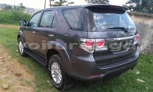 Sayi Imported Toyota Fortuner M Mota in Libreville a estuary Sayi Imported Toyota Fortuner M Mota in Libreville a estuary