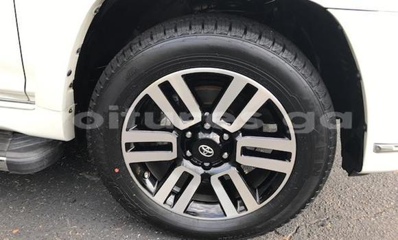 Sayi Na hannu Toyota 4Runner Green Mota in Libreville a estuary Sayi Na hannu Toyota 4Runner Green Mota in Libreville a estuary