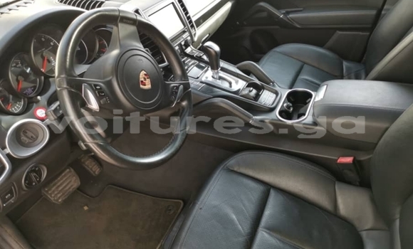 Buy Used Porsche Cayenne Black Car in Libreville in Estuary Buy Used Porsche Cayenne Black Car in Libreville in Estuary