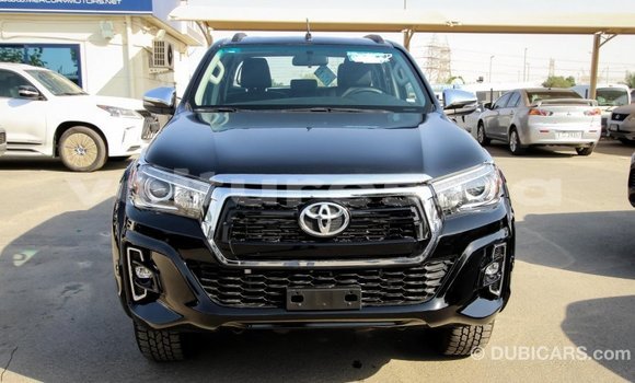 Acheter Import Voiture Toyota Hilux Noir à Import - Dubai, Estuaire Acheter Import Voiture Toyota Hilux Noir à Import - Dubai, Estuaire