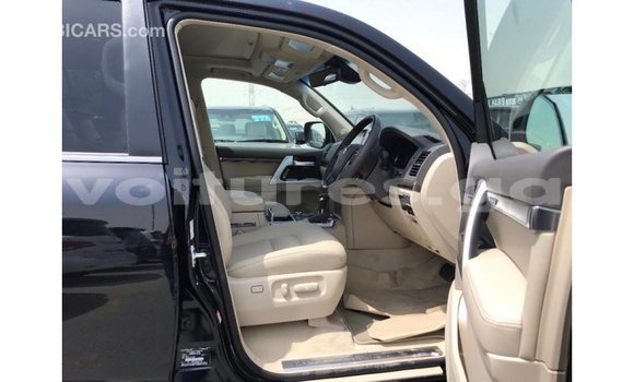 Buy Import Toyota Land Cruiser Black Car in Import - Dubai in Estuary Buy Import Toyota Land Cruiser Black Car in Import - Dubai in Estuary