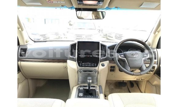 Buy Import Toyota Land Cruiser Black Car in Import - Dubai in Estuary Buy Import Toyota Land Cruiser Black Car in Import - Dubai in Estuary
