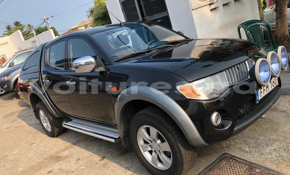 Buy Used Mitsubishi L200 Silver Car in Libreville in Estuary Buy Used Mitsubishi L200 Silver Car in Libreville in Estuary