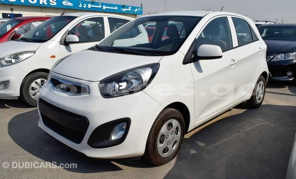 Acheter Import Voiture Kia Picanto Blanc à Import - Dubai, Estuaire Acheter Import Voiture Kia Picanto Blanc à Import - Dubai, Estuaire